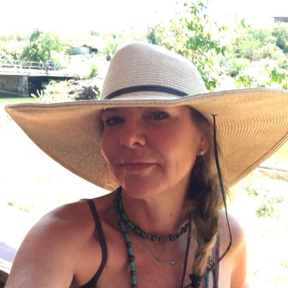 Meet your Posher, Dixie